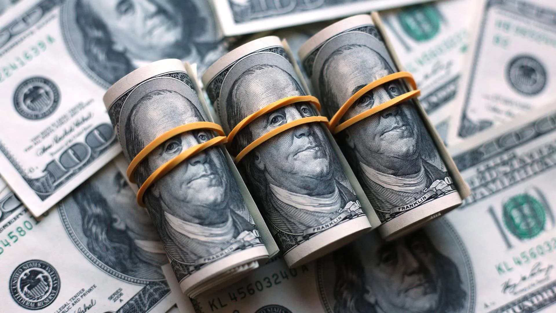 Начало торгов аналогом доллара США на Мосбирже