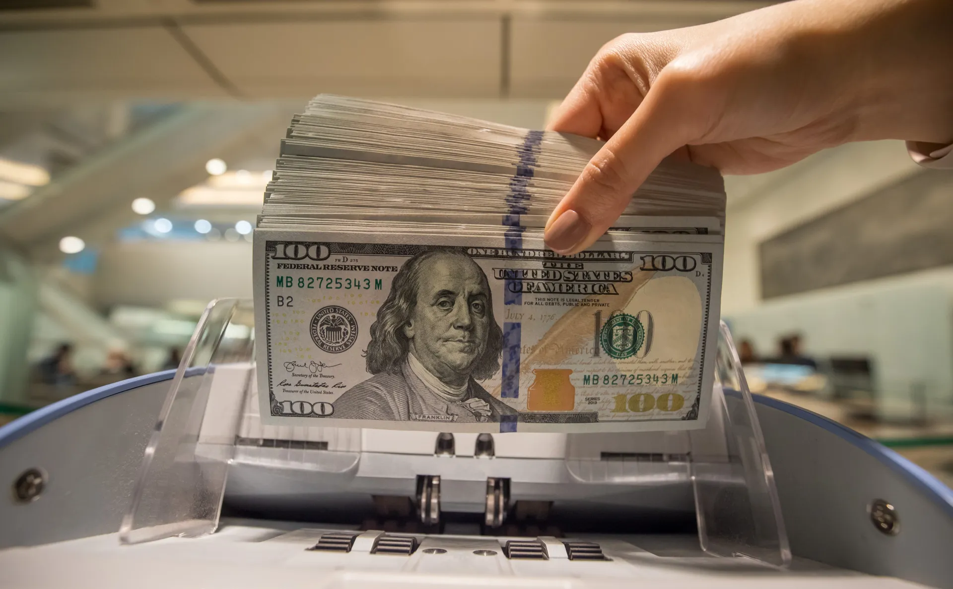 Курс доллара в России в 2025 году: прогнозы экспертов.