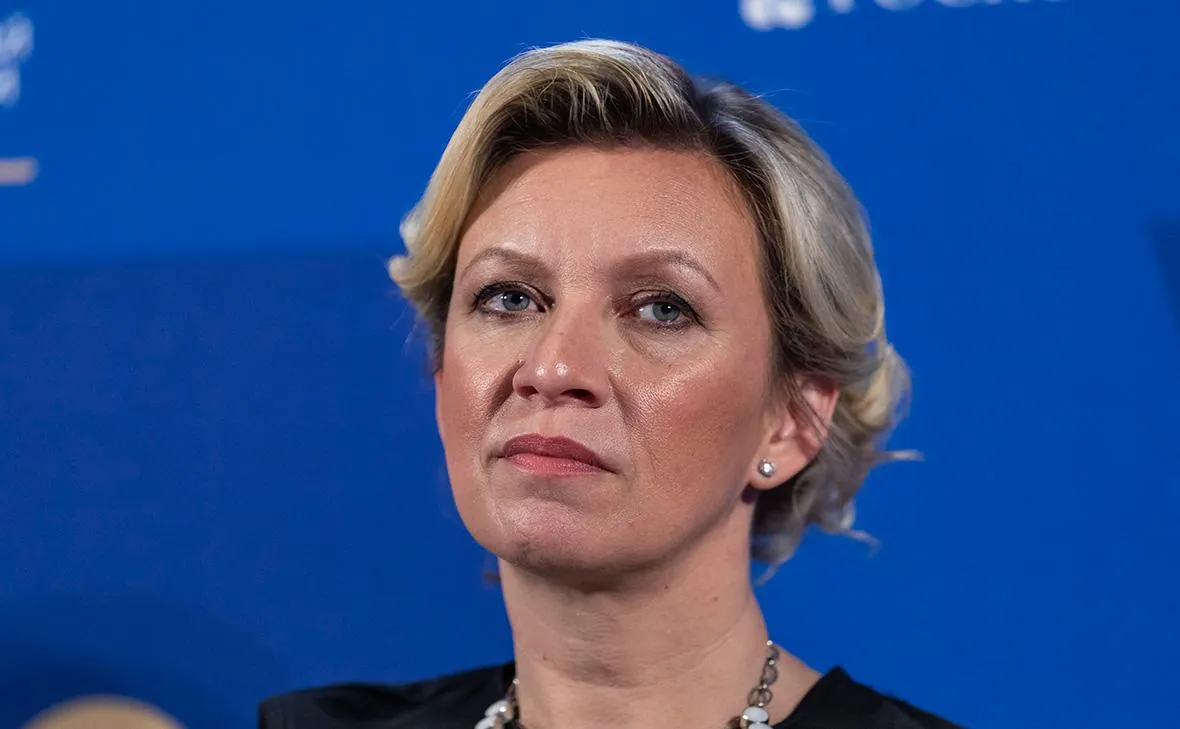Захарова назвала Зеленского «голым королем» из сказки Ханса Кристиана Андерсена.