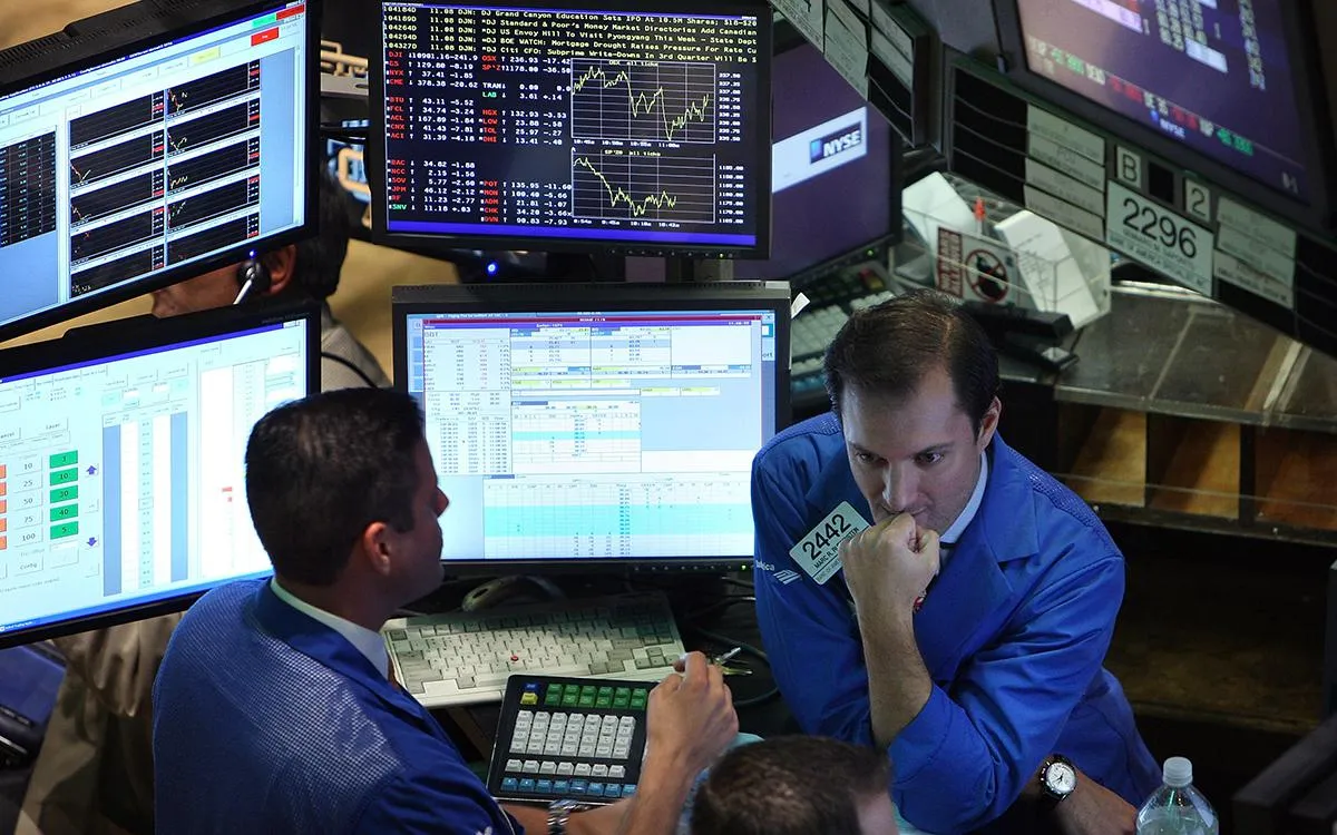 Почему рухнул американский фондовый рынок.