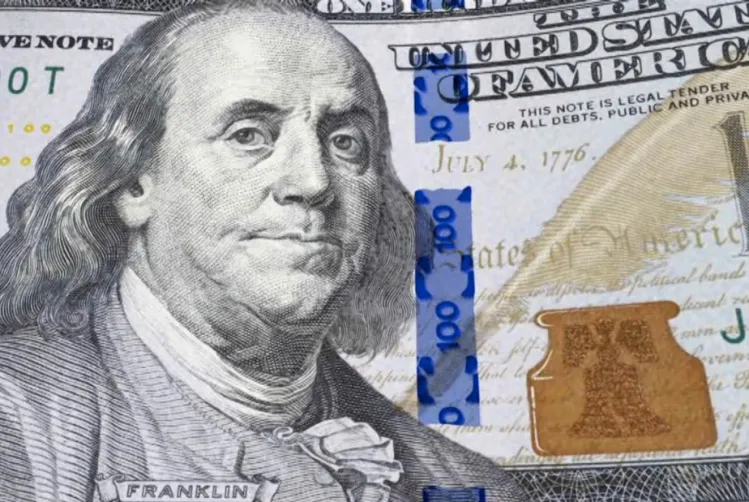 Почему берут только «синие» доллары?