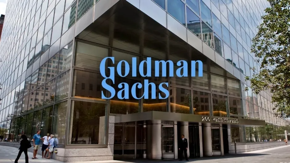 Goldman Sachs назвал срок ослабления рубля