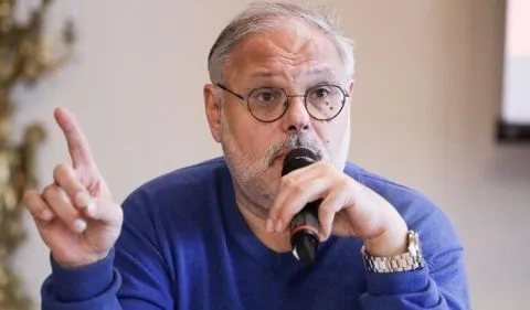 О запрете использования американского доллара за пределами страны