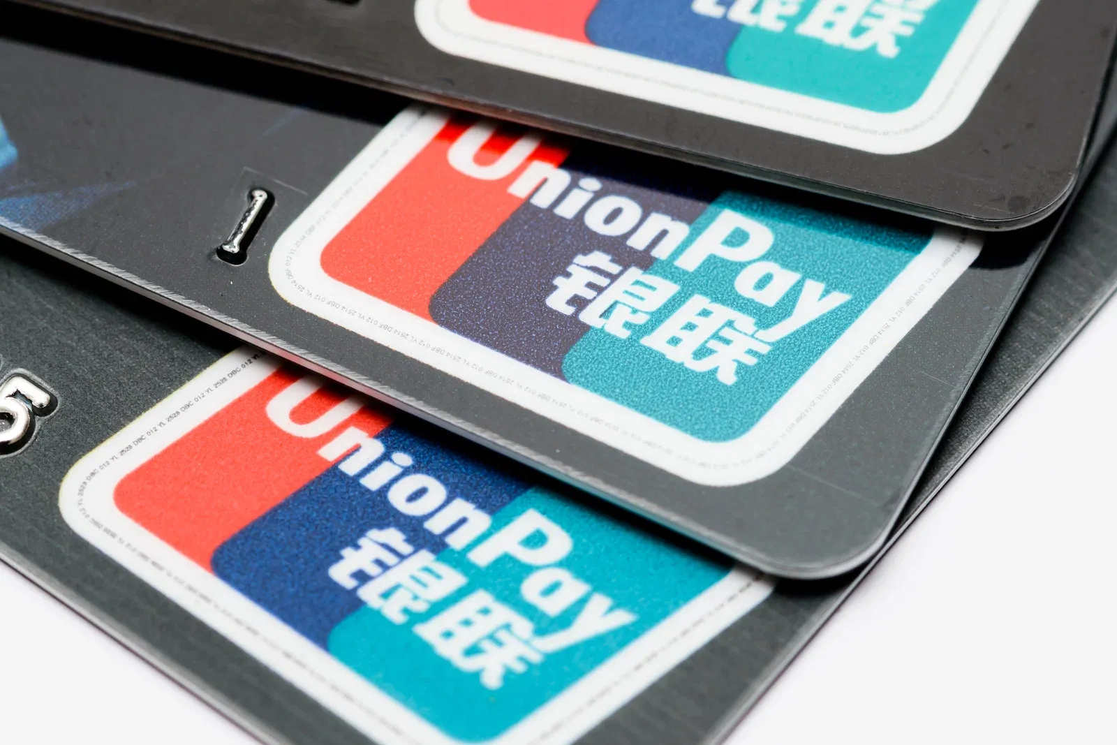 Карты UnionPay Россельхозбанка с 20 июля прекратили действовать в Евросоюзе