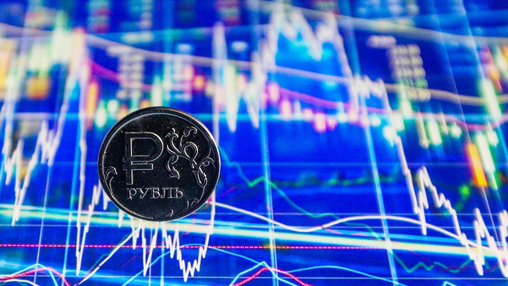 Рубль продолжает падение